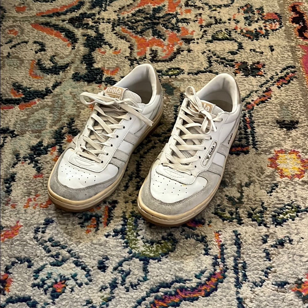 Gola White Sneakers Classic Silhouette